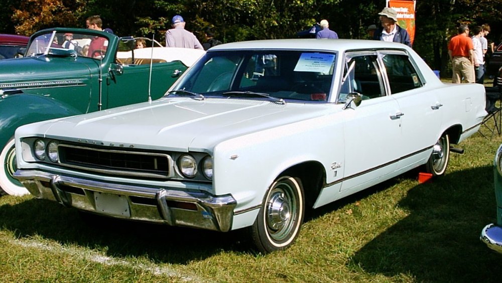1967_AMC_Rambler_Rebel_sedan_aqua.jpg