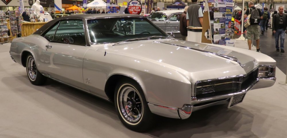 1967_Buick_Riviera.jpg