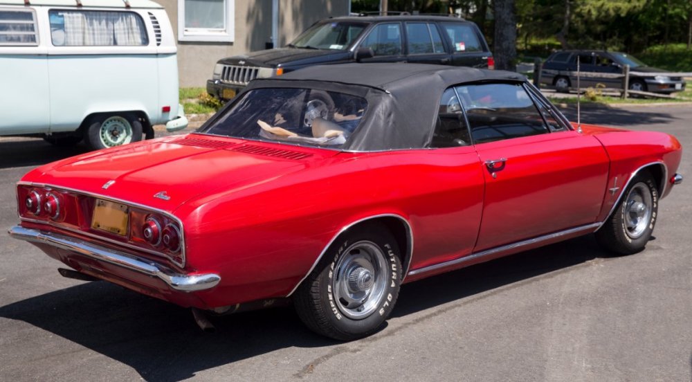 1967_Chevrolet_Corvair_Monza_Convertible_in_Red,_rear_right.jpg