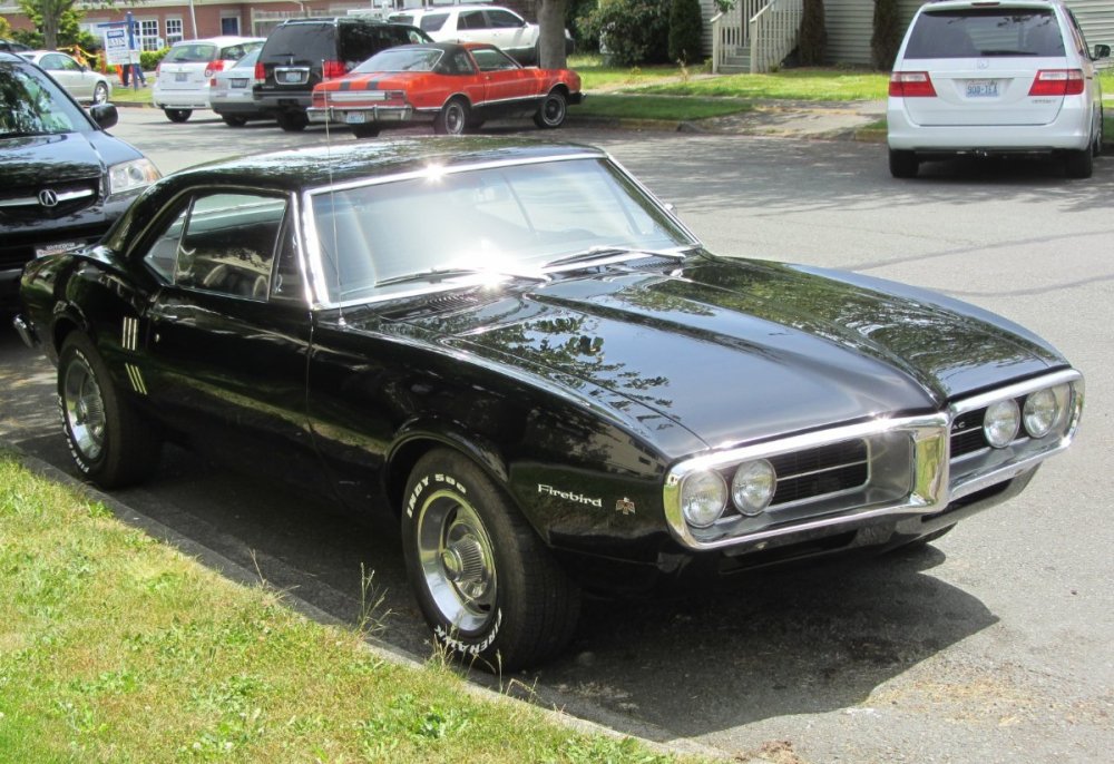 1967_Firebird_(14315784839).jpg