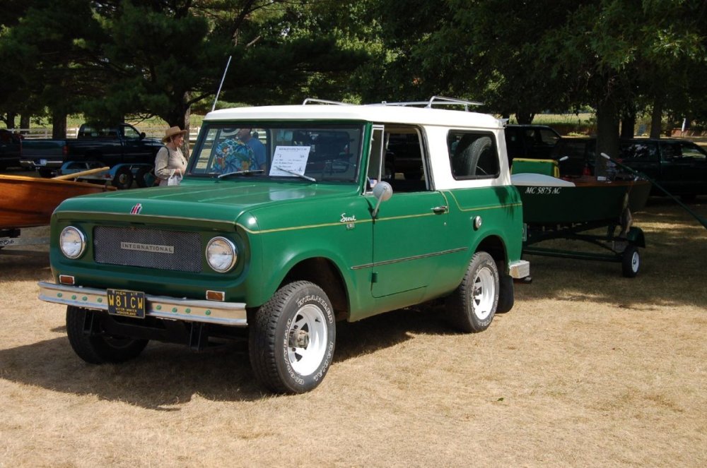 1967_International_Scout_All_Wheel_drive_(1143553679).jpg