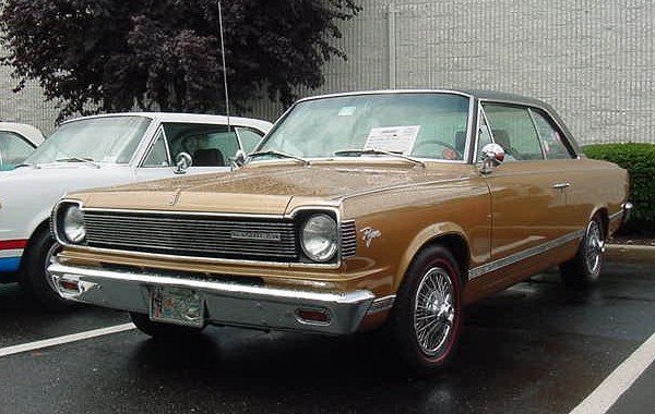 1967_Rambler_Rogue_2-door-HT_NJ-2003show.jpg