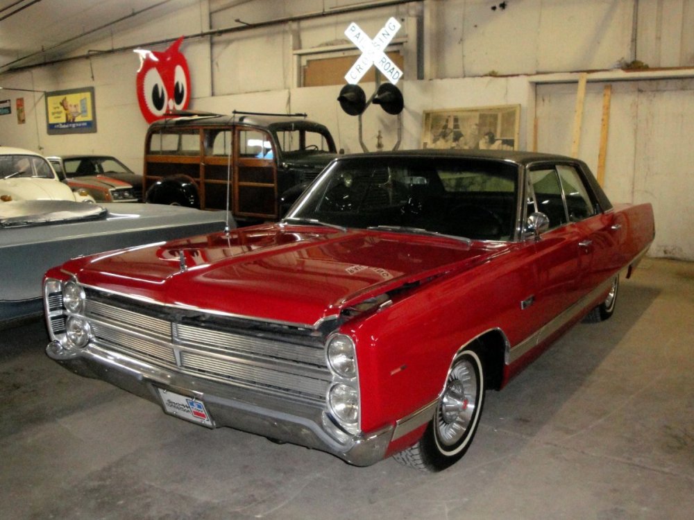 67_Plymouth_VIP_(6918970875).jpg