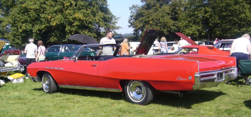 Buick_1967_Electra_225_Custom_Convertible.jpg