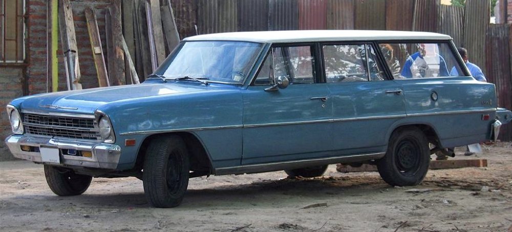 Chevrolet_Chevy_II_Nova_Wagon_1967.jpg